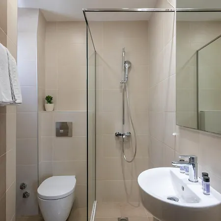 Athinaiko Hotel 2*